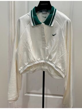 Nike White/Cream Cropped Long-Sleeve Polo with Green Collar